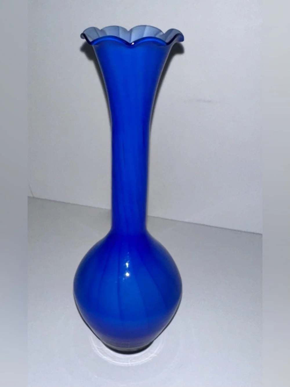 Vintage Blue Fluted Glass Bud Vase - Picture 9 of 12